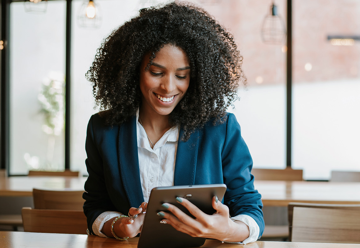 Consultant on tablet