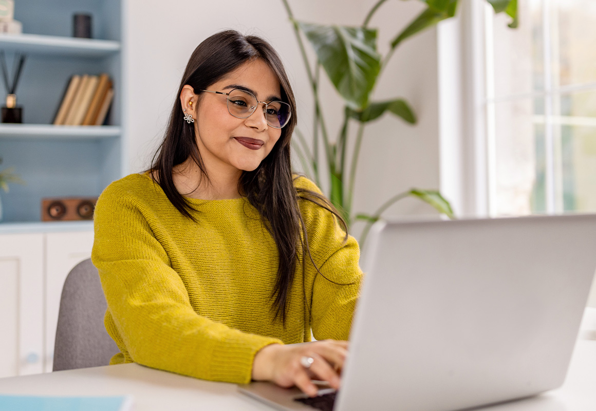 woman at laptop.