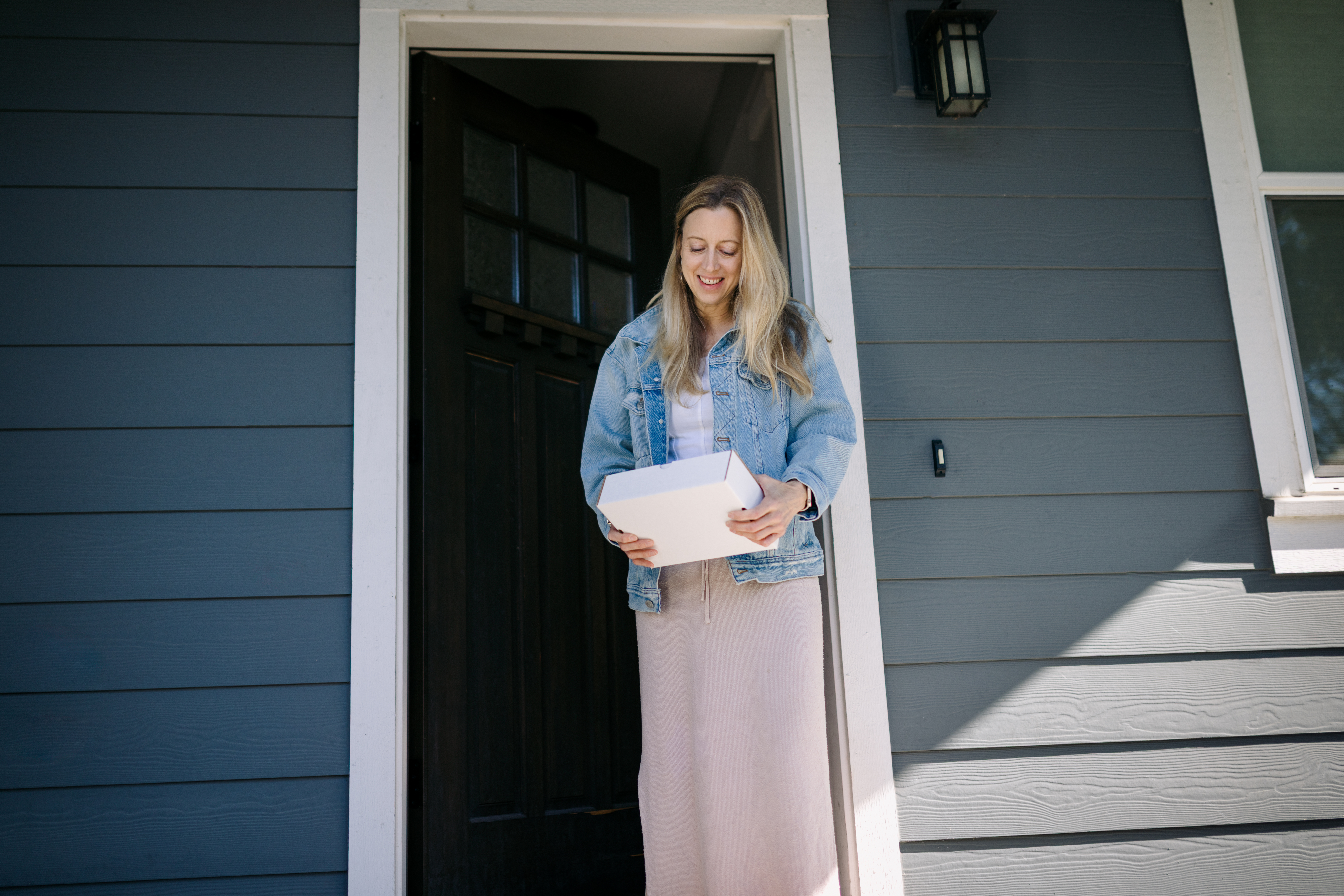 woman recieving package