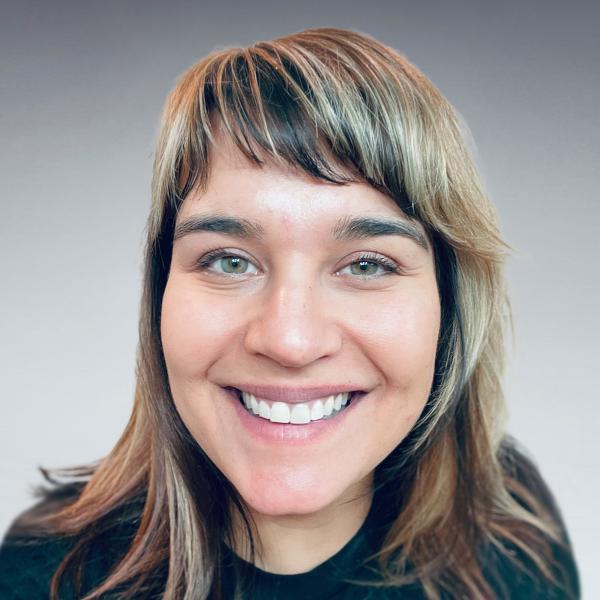 Alisa dePrado headshot